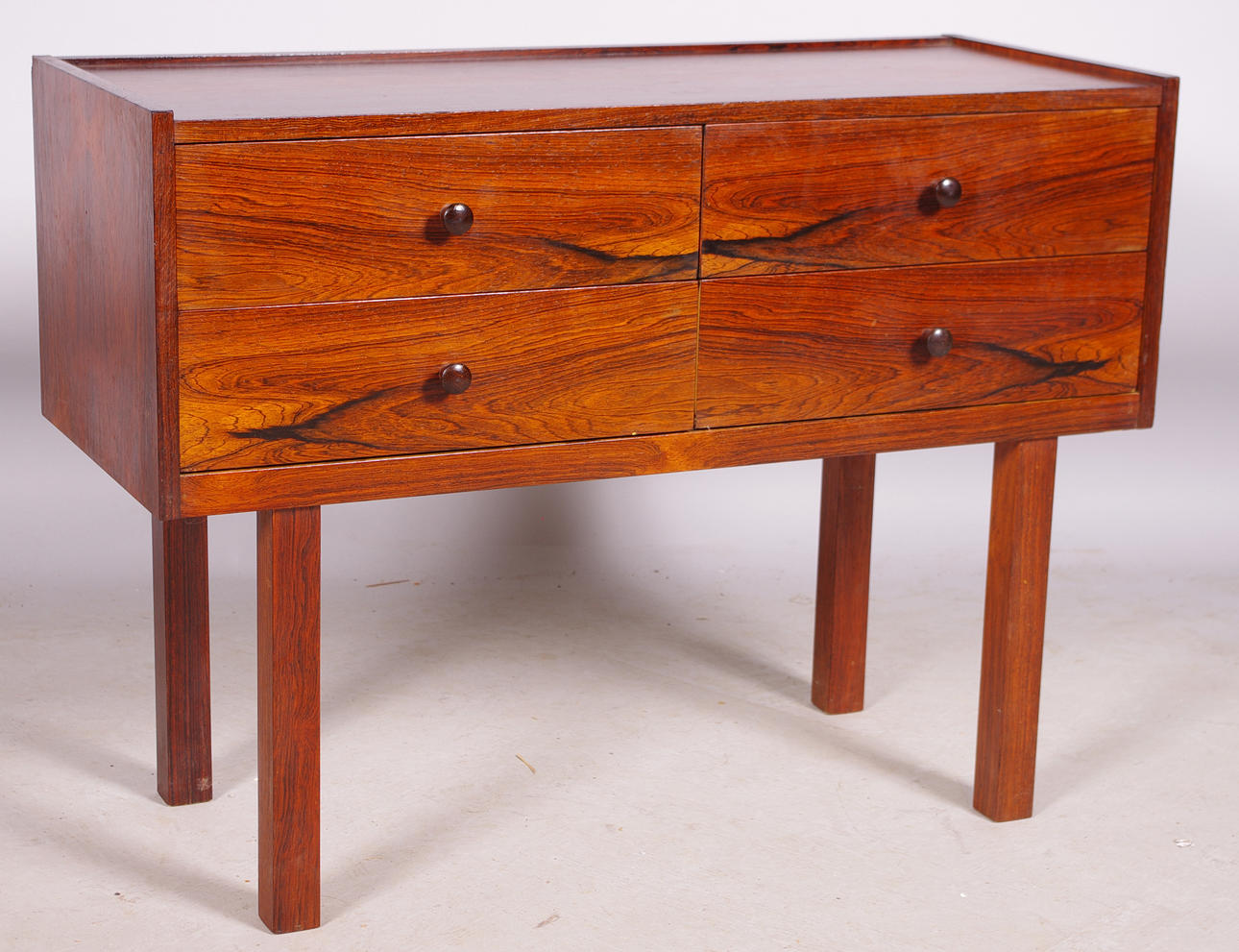 BYRÅ, 4-lådig, jakaranda, 1950/60-tal.