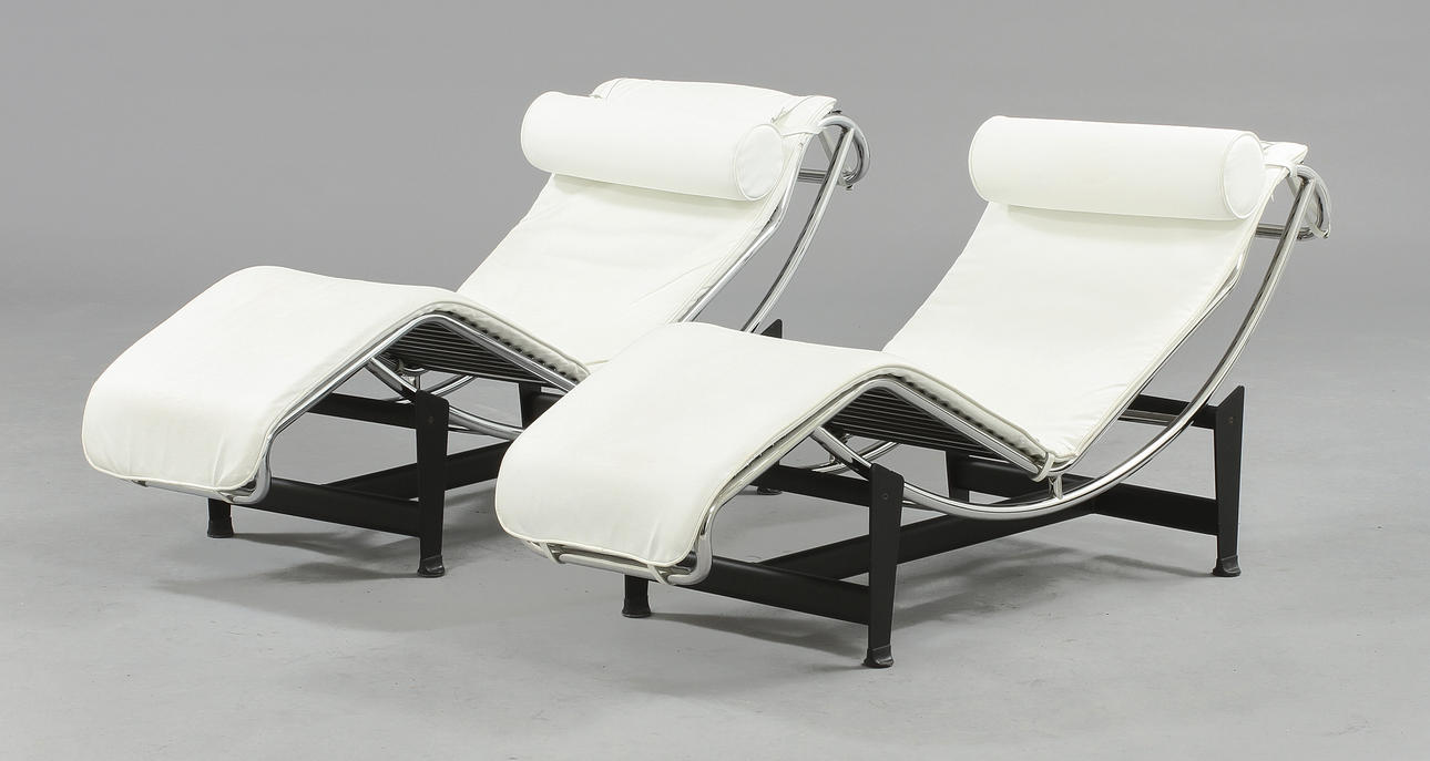 LIGGSTOLAR, ett par, efter Corbusier.