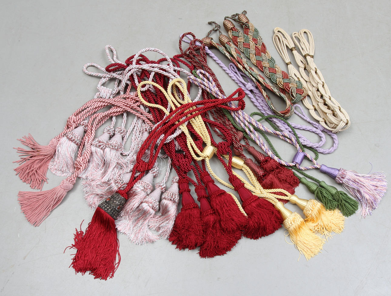 GARDINOMTAG/GARDINTOFSAR, 23 st, textil, 1900/2000-tal.