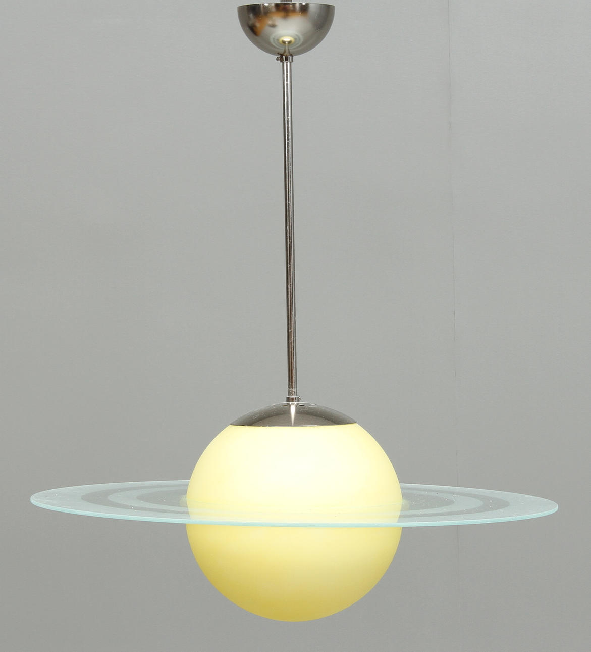 TAKLAMPA, Saturnusmodell, 1900/2000-tal.