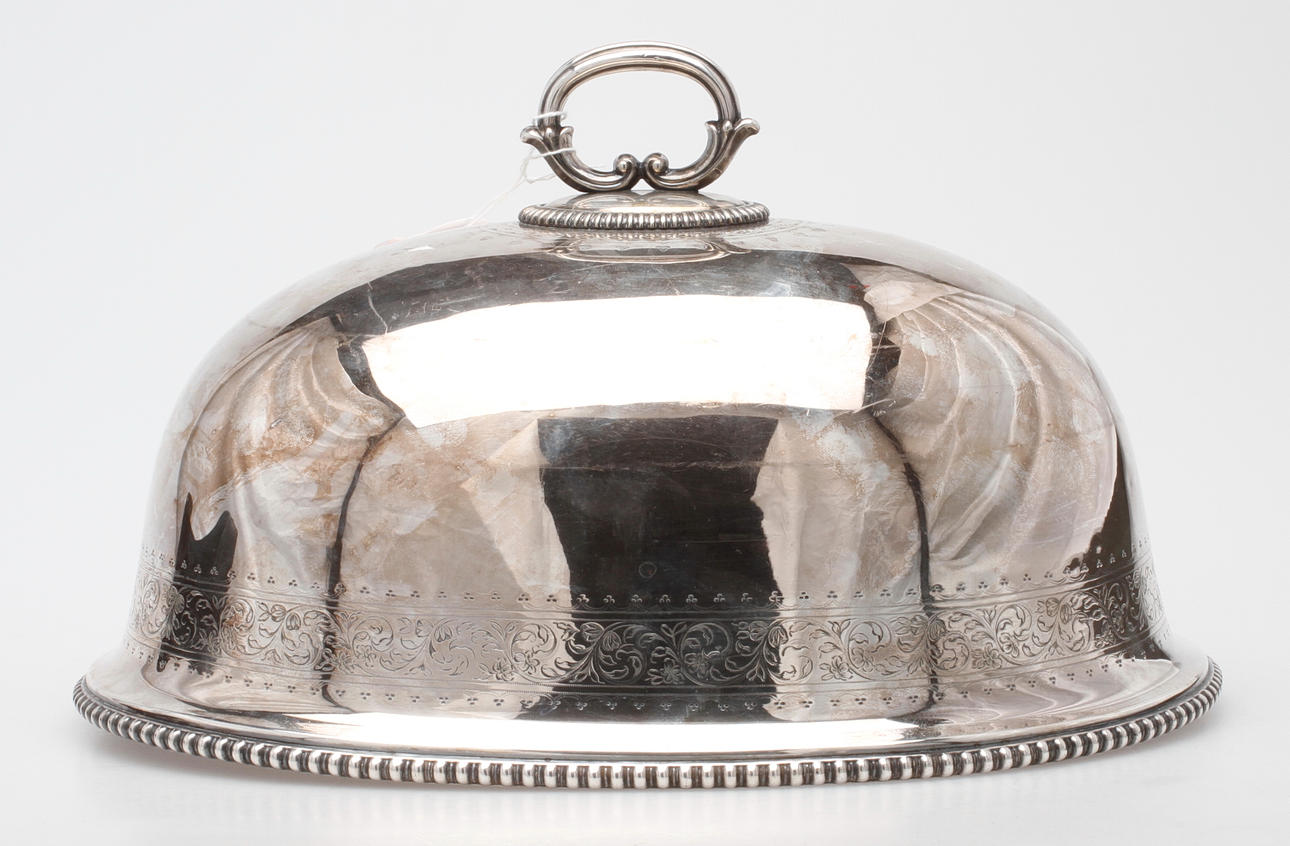 SERVERINGSKUPA, nysilver, 1900-talets första hälft.