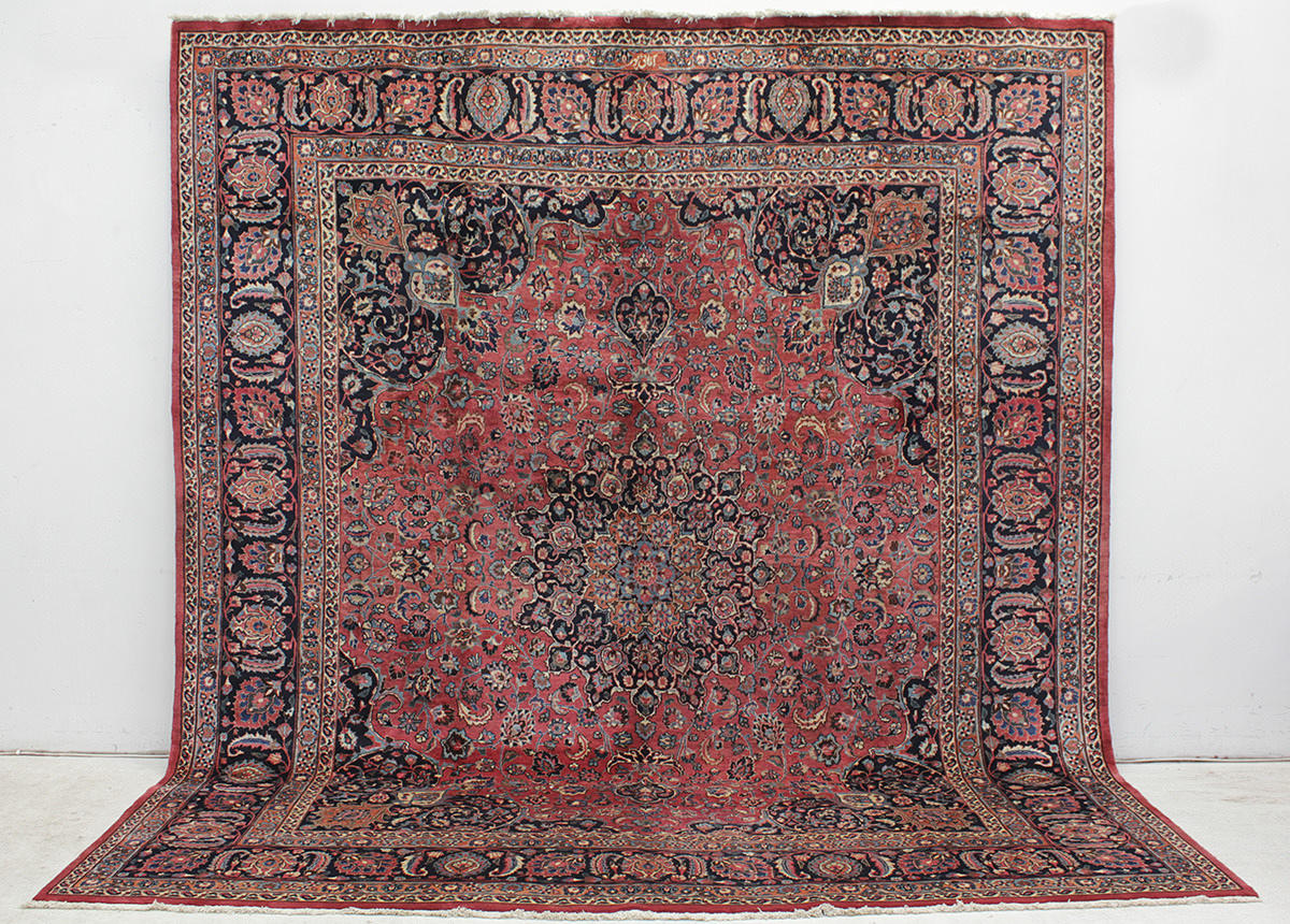 MATTA, Orientalisk, stor Meshed, 412 x 350 cm.