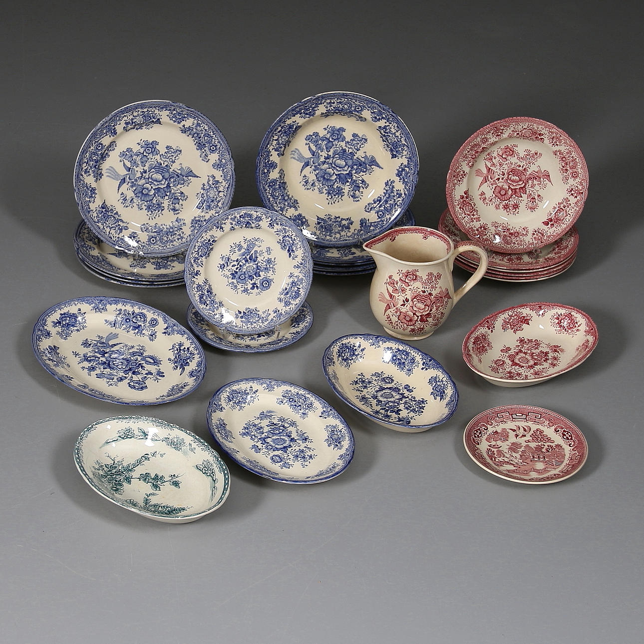 SERVISDELAR, 25 delar, porslin, "Flora", "Fasan", Old Gustavsberg. 18/1900-tal.