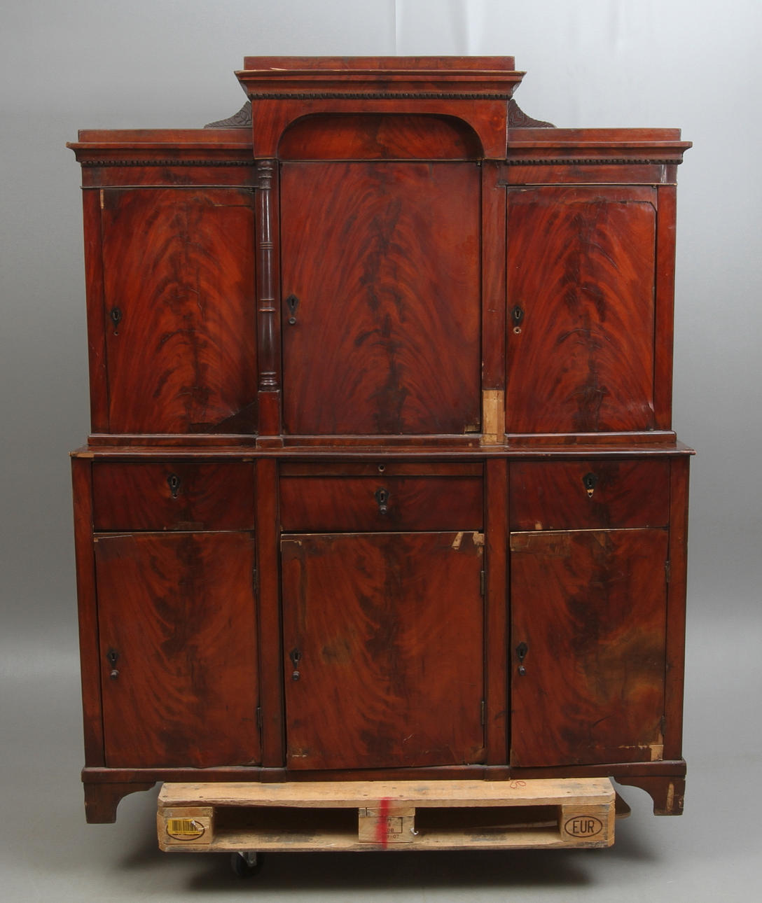 SKÅP, empire, Ryssland, 1800-tal.