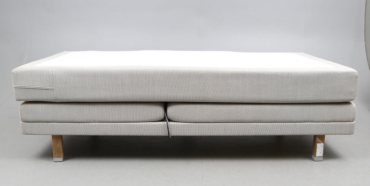 SÄNG, höj och sänkbar, Bedtime Superior, 2000 tal.