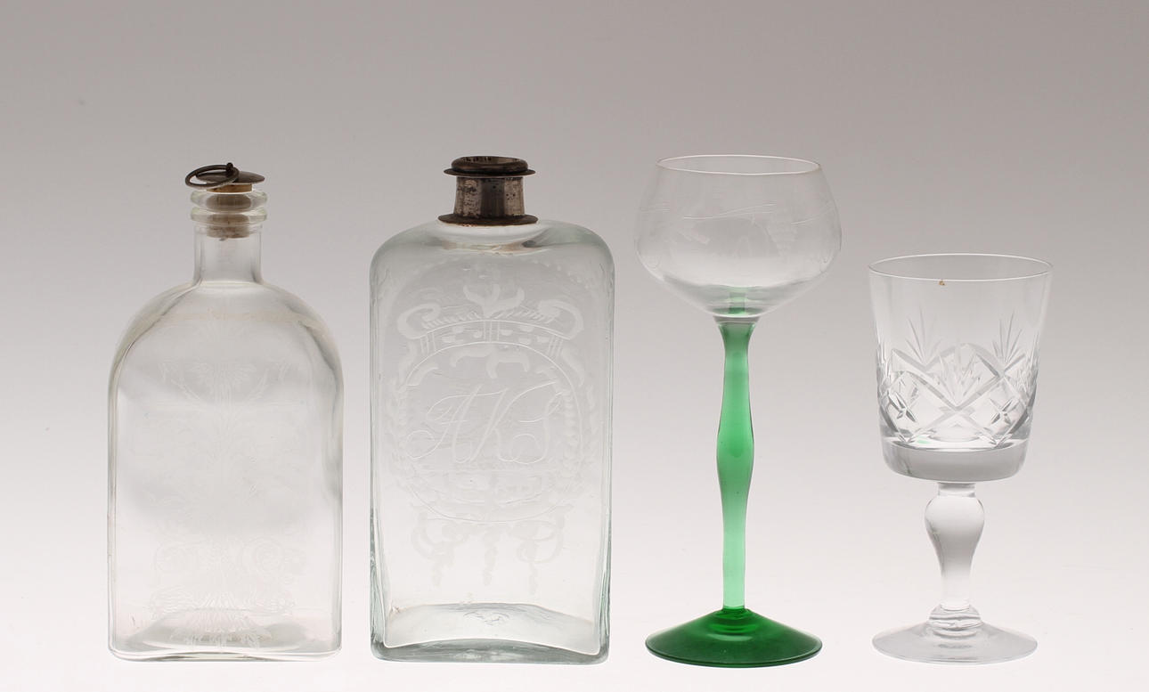 PARTI GLAS, ca 17 delar, 18 och 1900-tal.