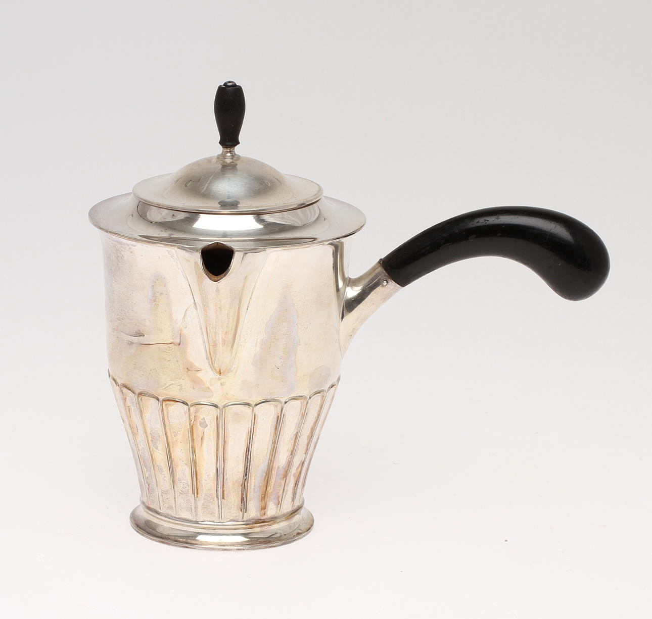 KAFFEKANNA, GAB 1934, silver, total vikt utan handtag ca 335g.