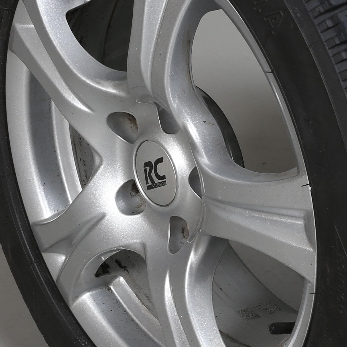 Vanteet, 4 kpl, RC Design Crystal Silver.