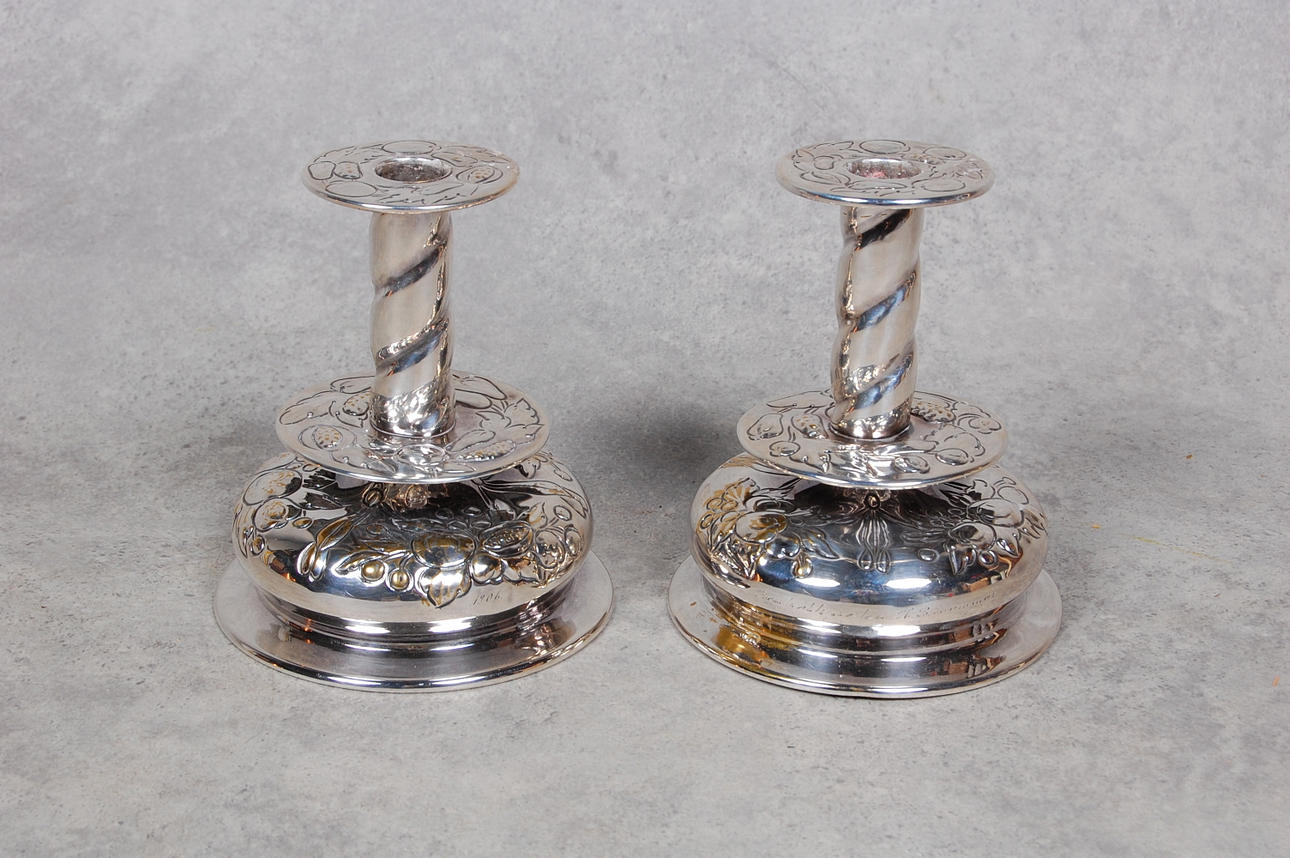 LJUSSTAKAR, 1 par, barockstil, nysilver.