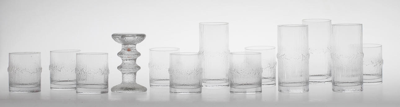 GLAS, 12 st "Niva", samt LJUSSTAKE, "Festivo" Tapio Wirkkala, Iittala.