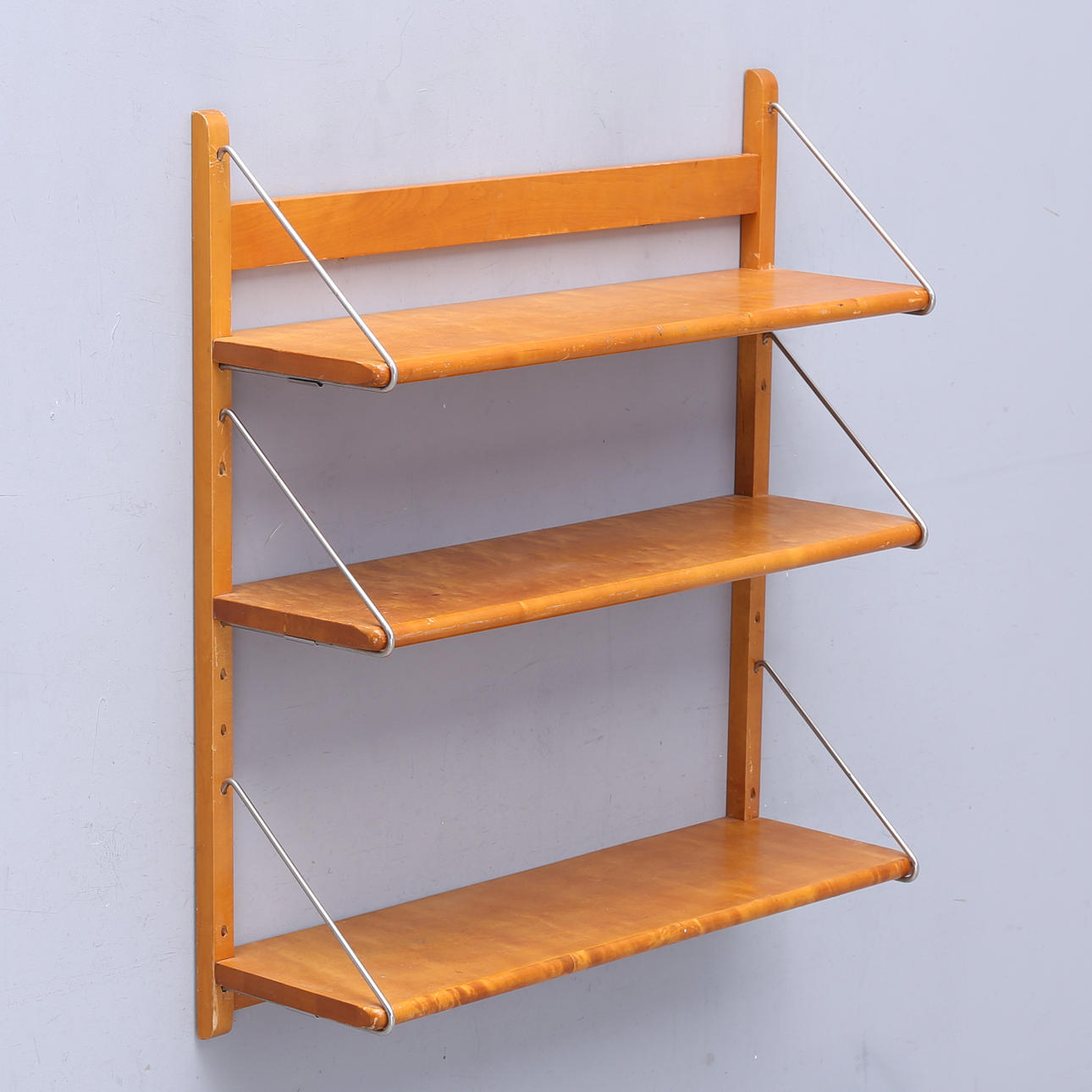 VÄGGHYLLA, björk, 1900-talets mitt.