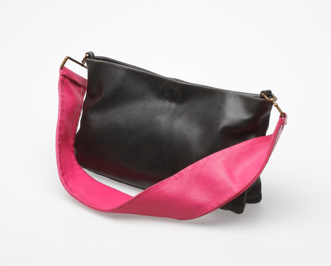 VÄSKA, skinn, Prada.