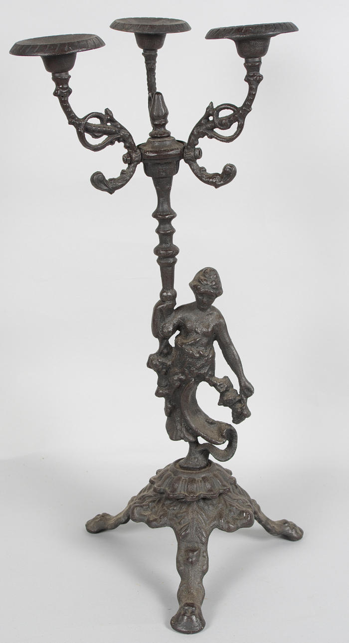 KANDELABER, 3-armad, gjutjärn, samtida.