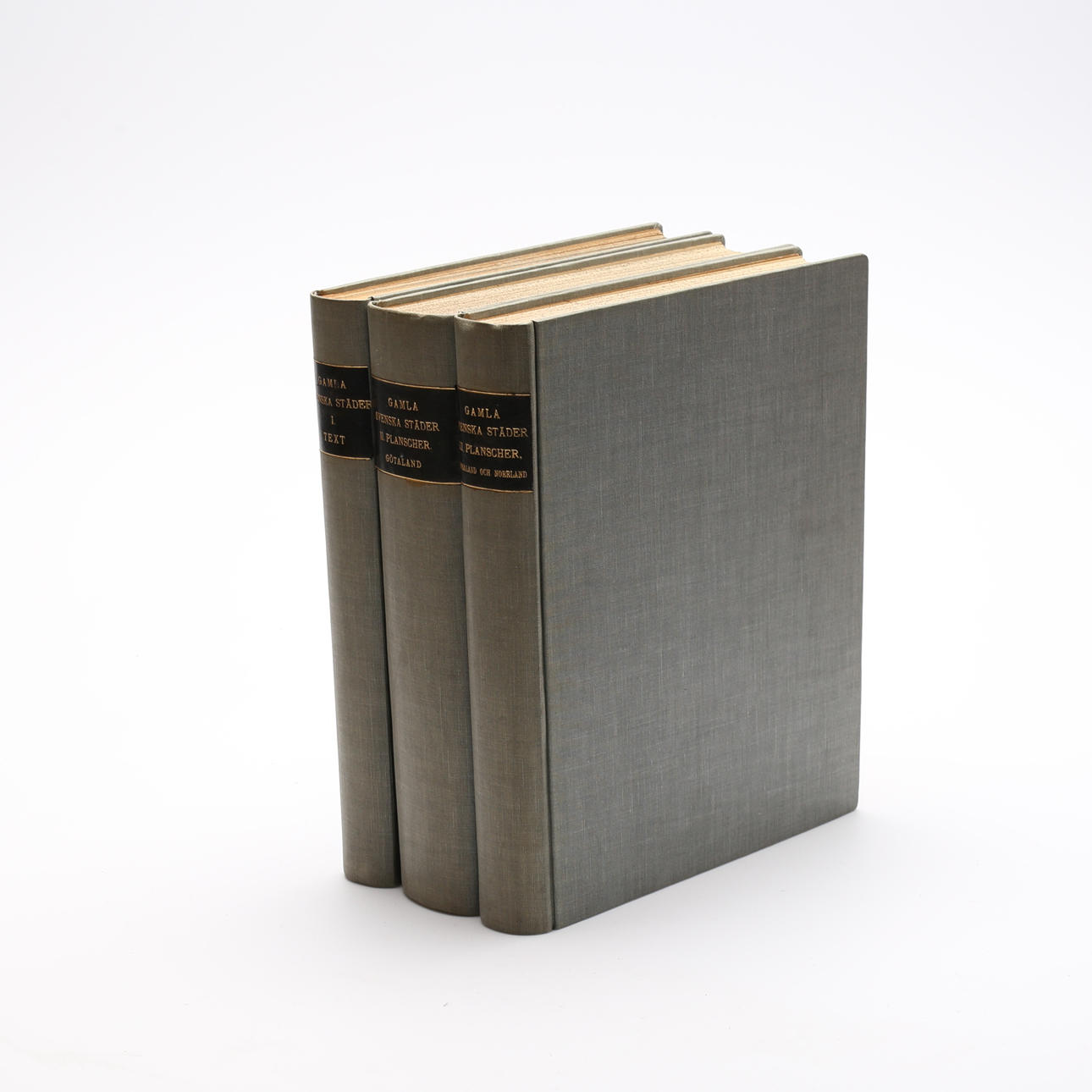 BØGER, gamle svenske byer. Bind I-III, 1908-1930.