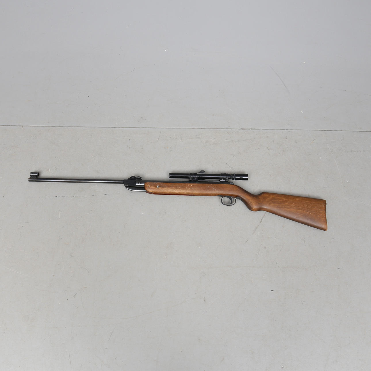 LUFTGEWEHR, Diana Mod 27, mit Zielfernrohr.