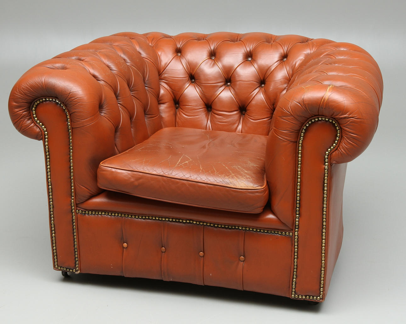 FÅTÖLJ, Chesterfield, 19/2000-tal.