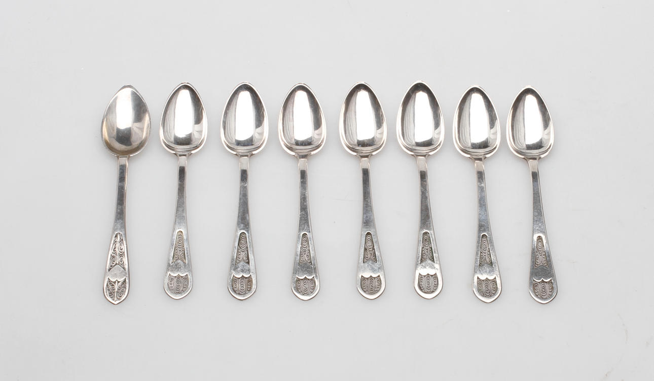 SKEDAR, 8 st, silver, vikt ca 175 gram.