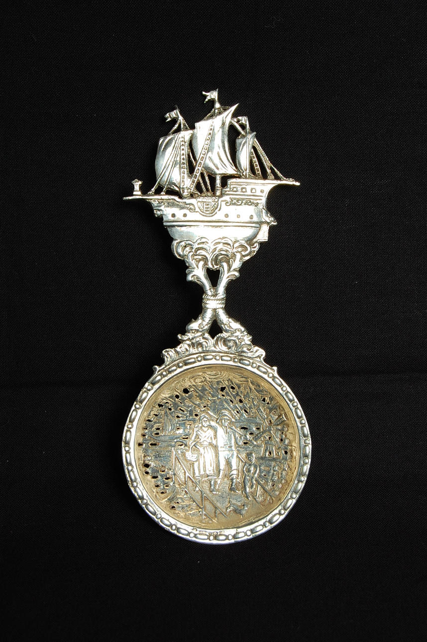 TESIL, silver, proveniens, Krapperups slott.