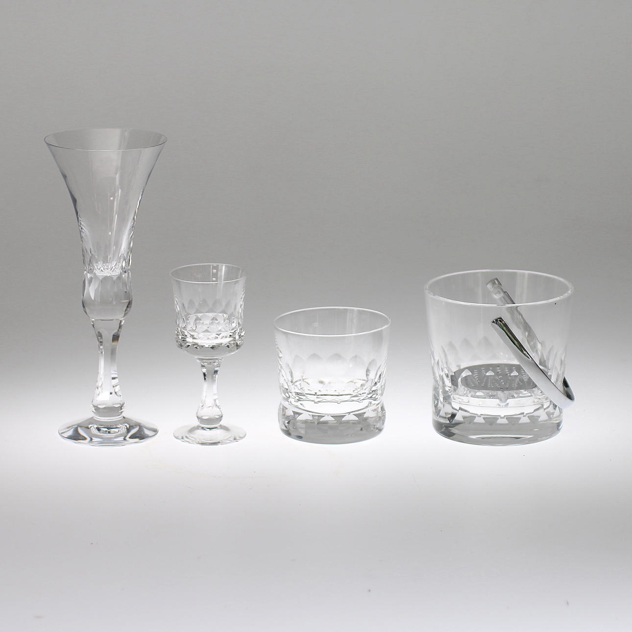 GLASSERVIS, 22 delar, "Prince" Göran Wärff, Kosta Boda.