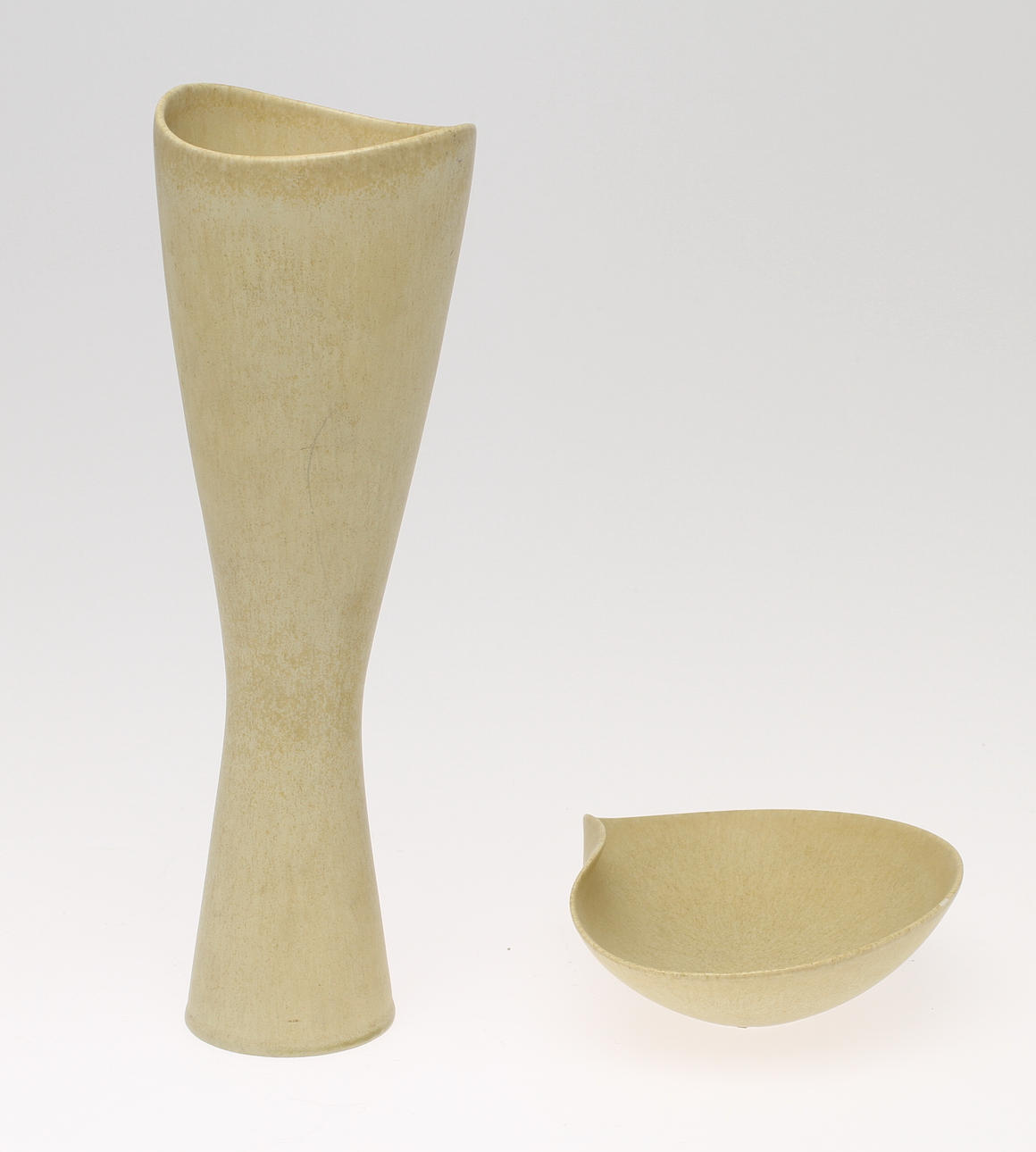 VAS samt SKÅL, "Vitrin", Stig Lindberg, Gustavsberg.