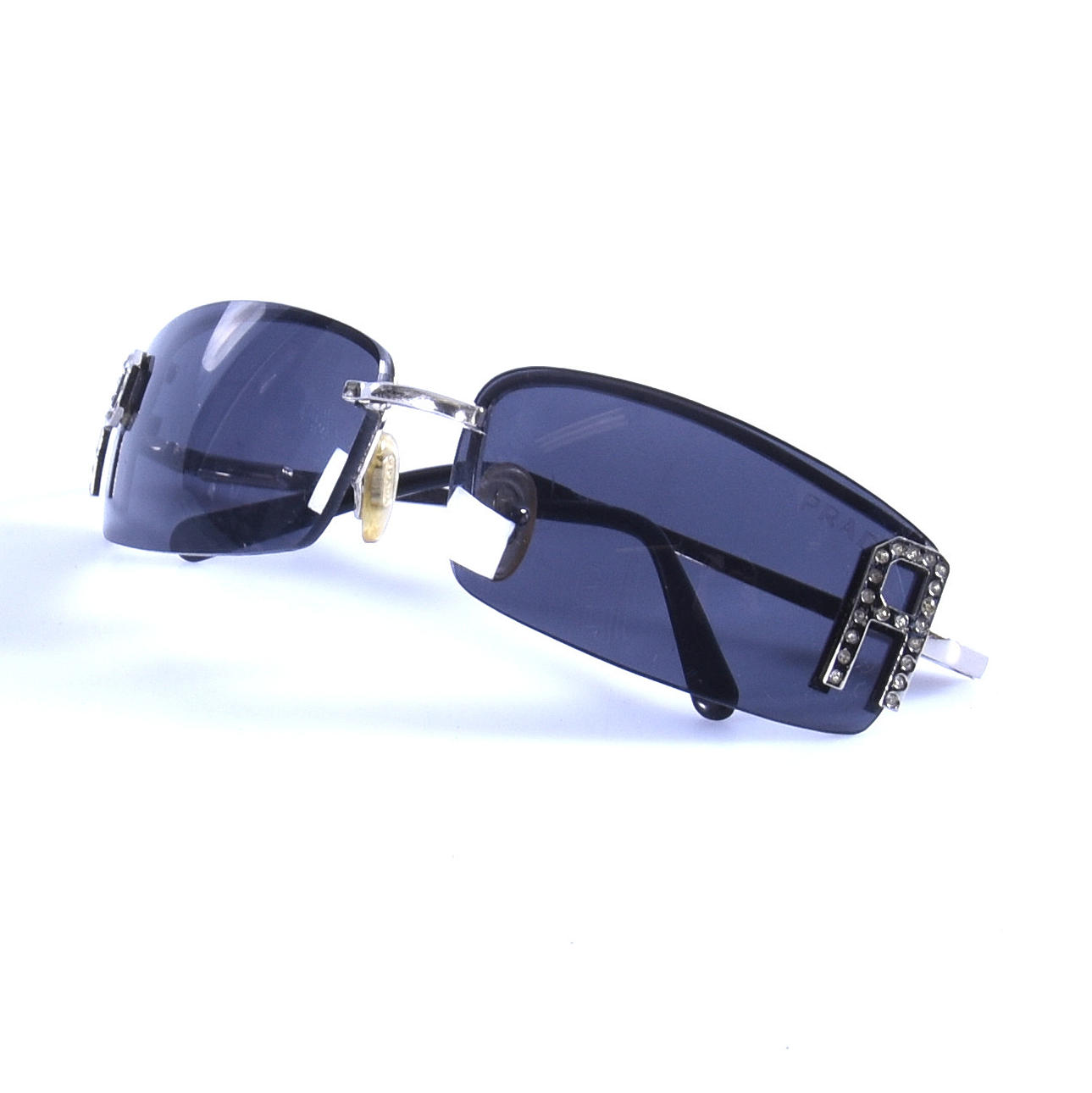 SOLGLASÖGON, Prada, 1990-tal.