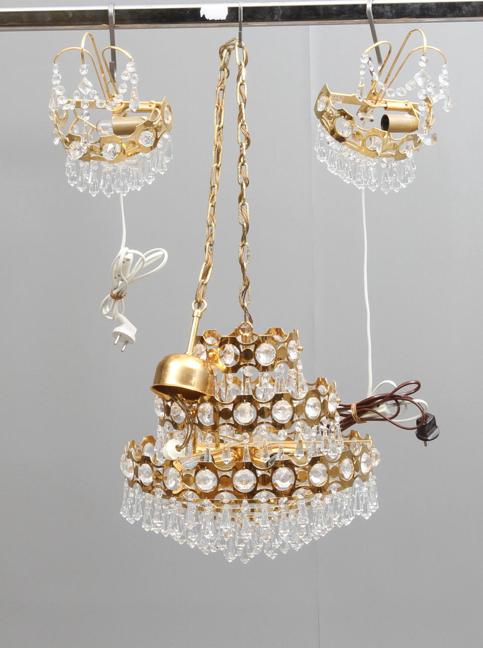 LJUSKRONA, VÄGGLYSTRAR, 2 st, 19/2000-tal.