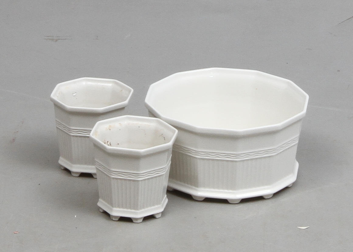 YTTERFODER, 3 st, porslin, Prins Eugens Waldermarsudde, Gustavsberg.