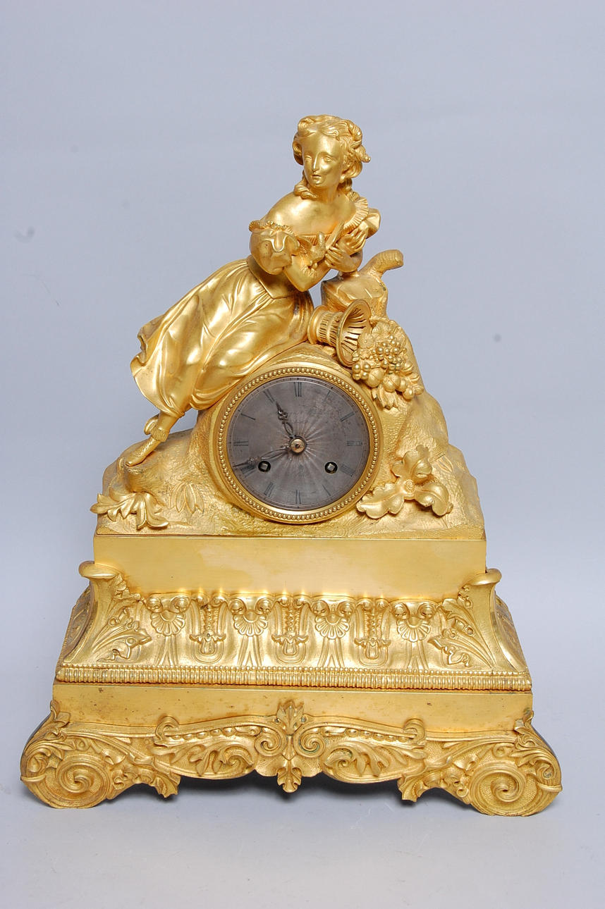 BORDSPENDYL, förgylld, Frankrike, 1800-tal.