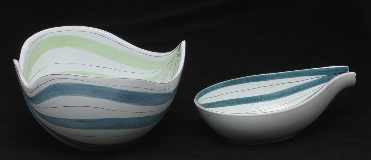 SKÅLAR, 2 st, fajans, Stig Lindberg design, målare Gofredo Nanini samt Beth MacDonald, Gustavsberg.