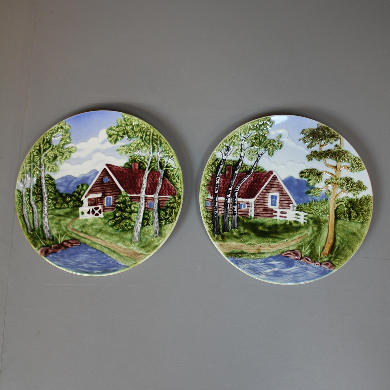 ZIERTELLER 2 Majolika Schramberg.