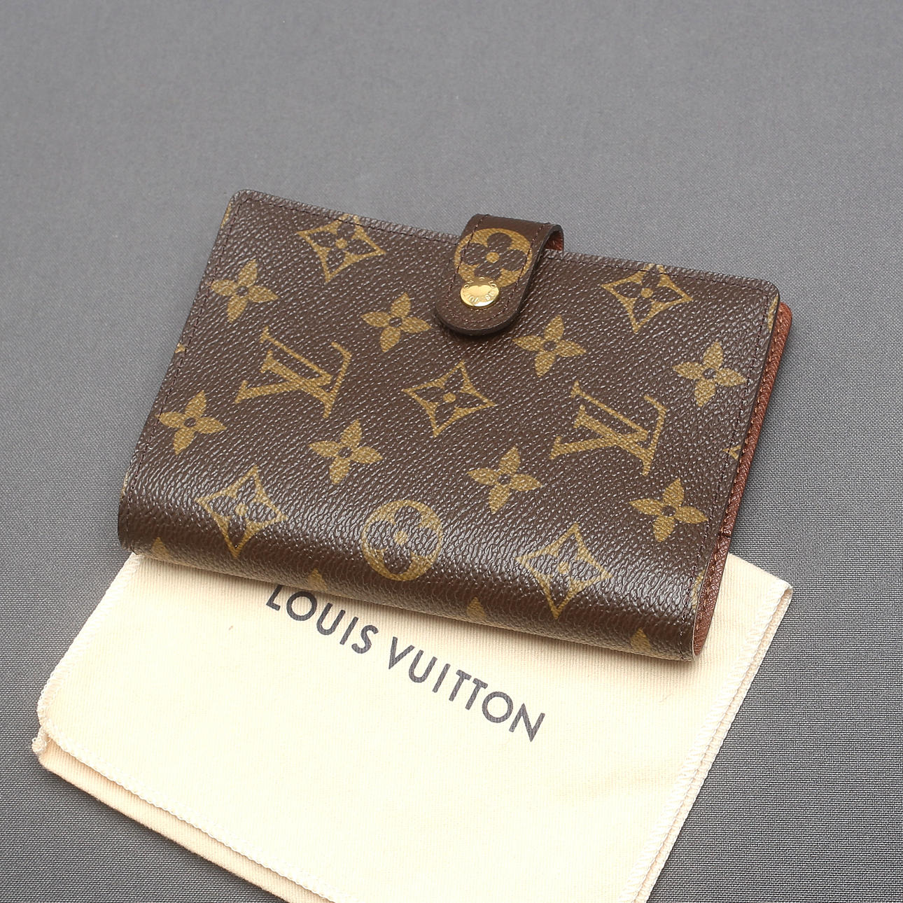 LOUIS VUITTON. Agenda, Anilla Pequeña, Funda Monograma, Hecho en España.