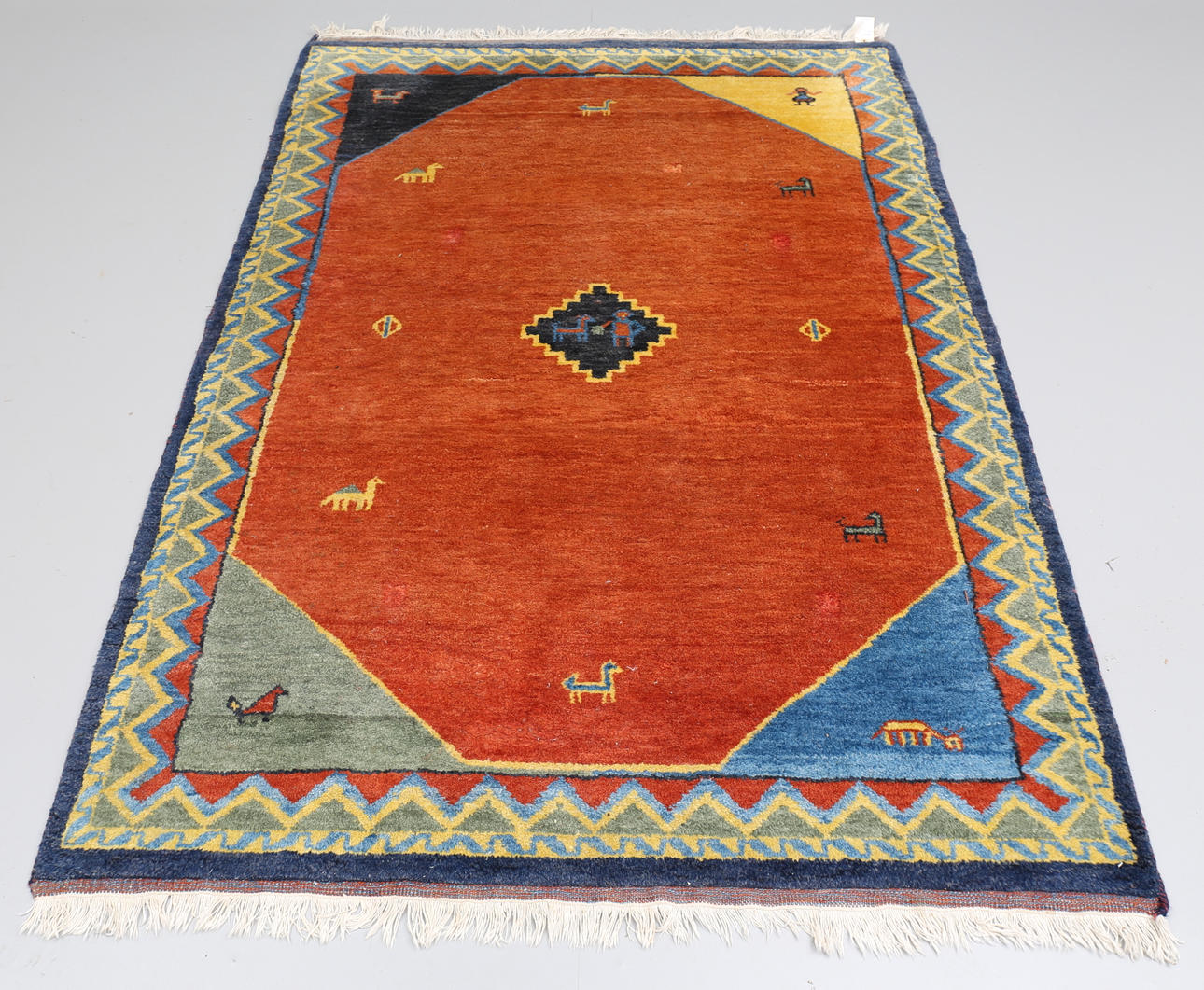 ORIENTALISK MATTA, 196 x 140 cm.