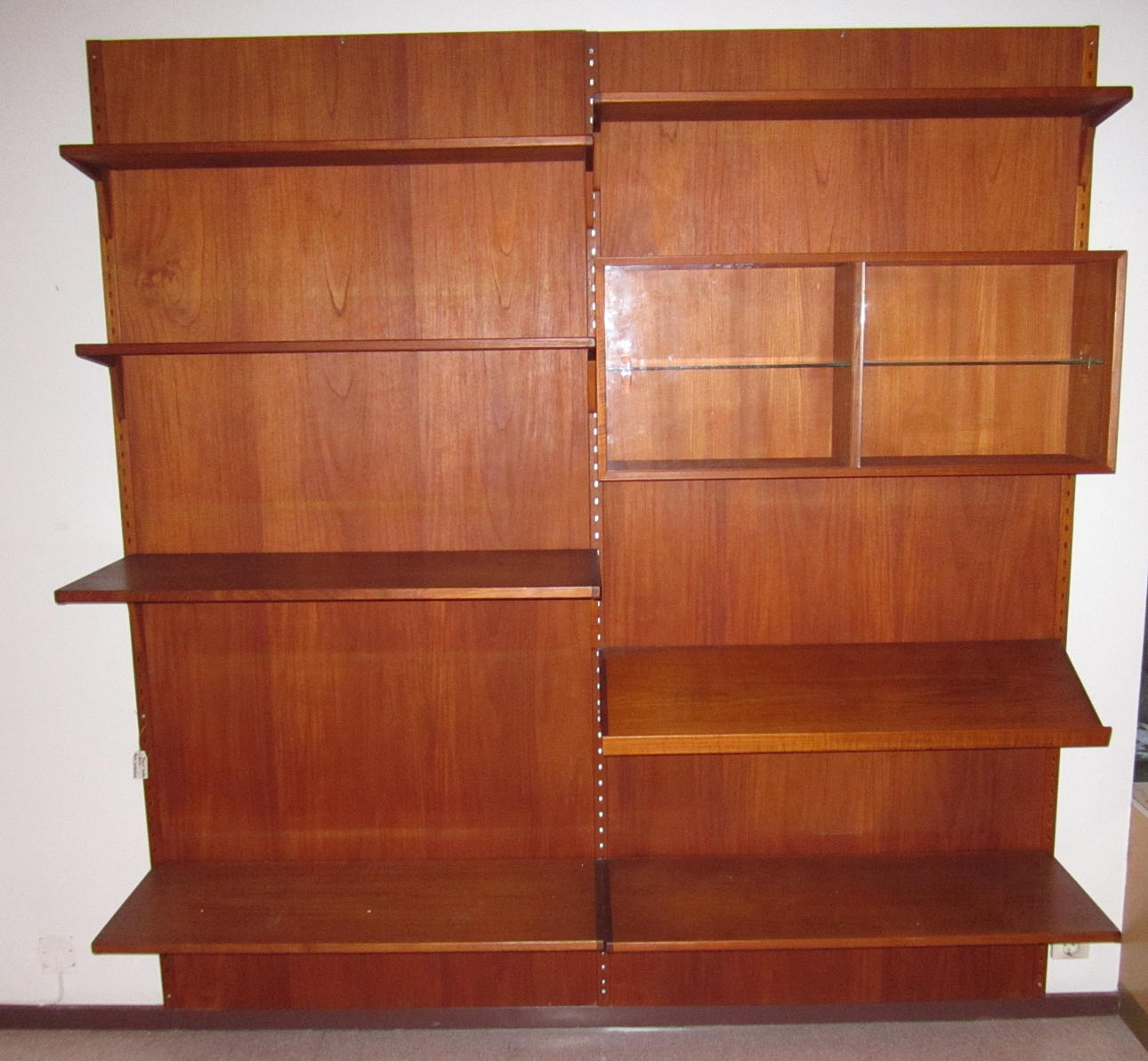 HYLLSYSTEM, teak, möjligen Paul Cadovius.