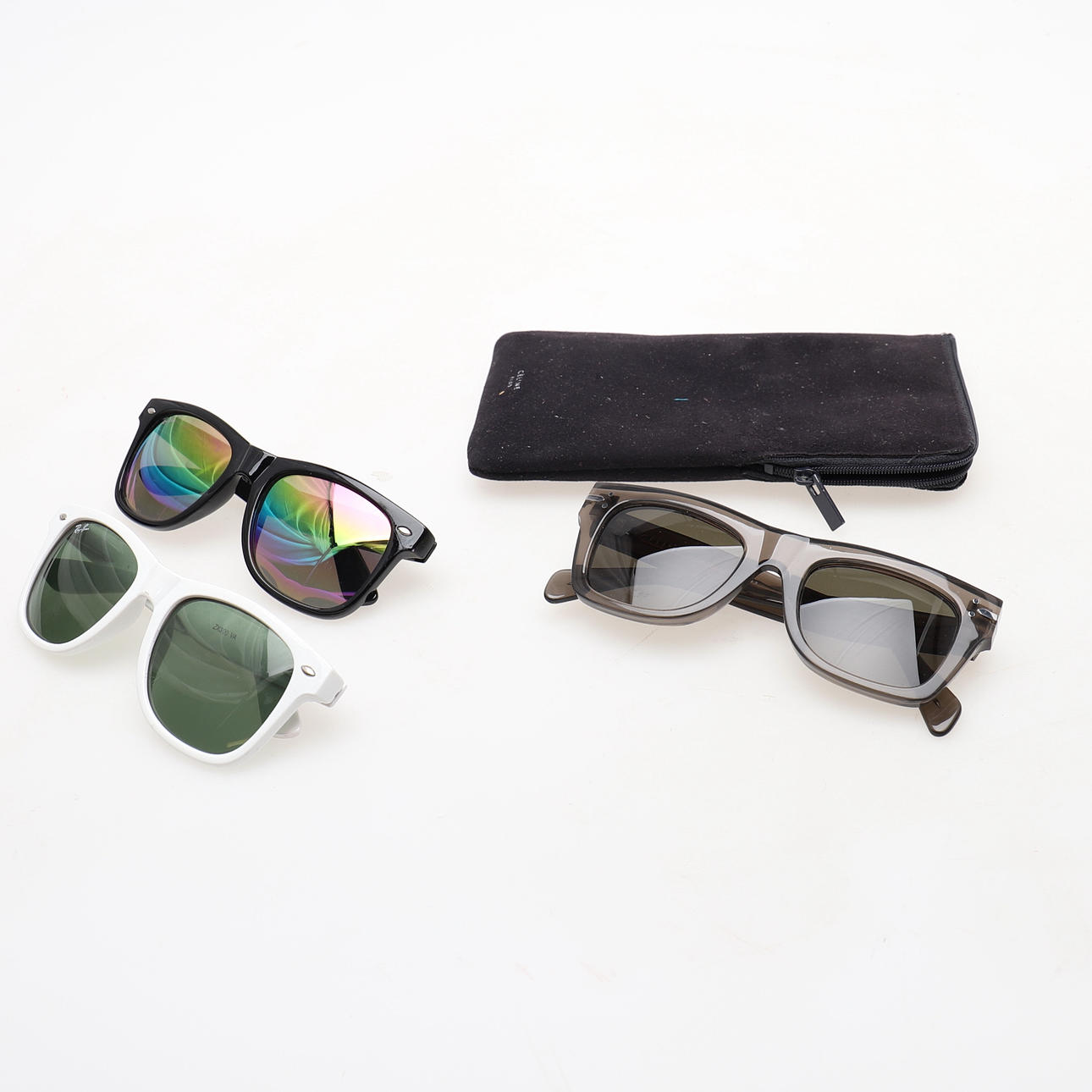 TRE PAR SOLGLASÖGON.