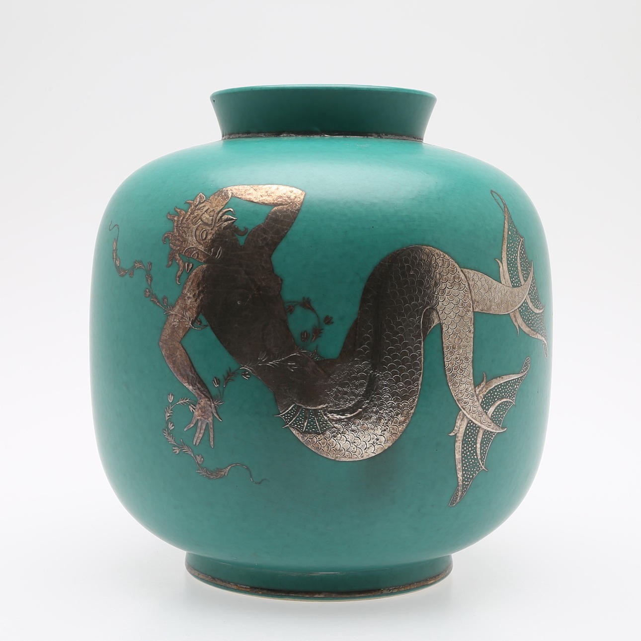 WILHELM KÅGE. VASE, SILVER, GUSTAVSBERG.