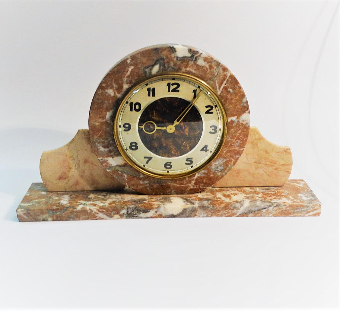 MARMOR KLOCKA, omkring 1940.