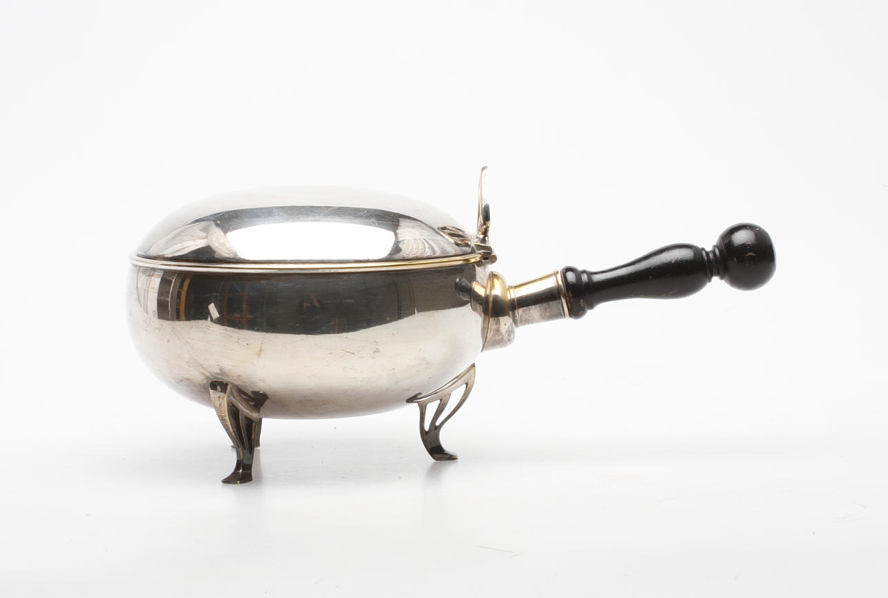 KASTRULL, nysilver, Jugend, 1900-talets första hälft.