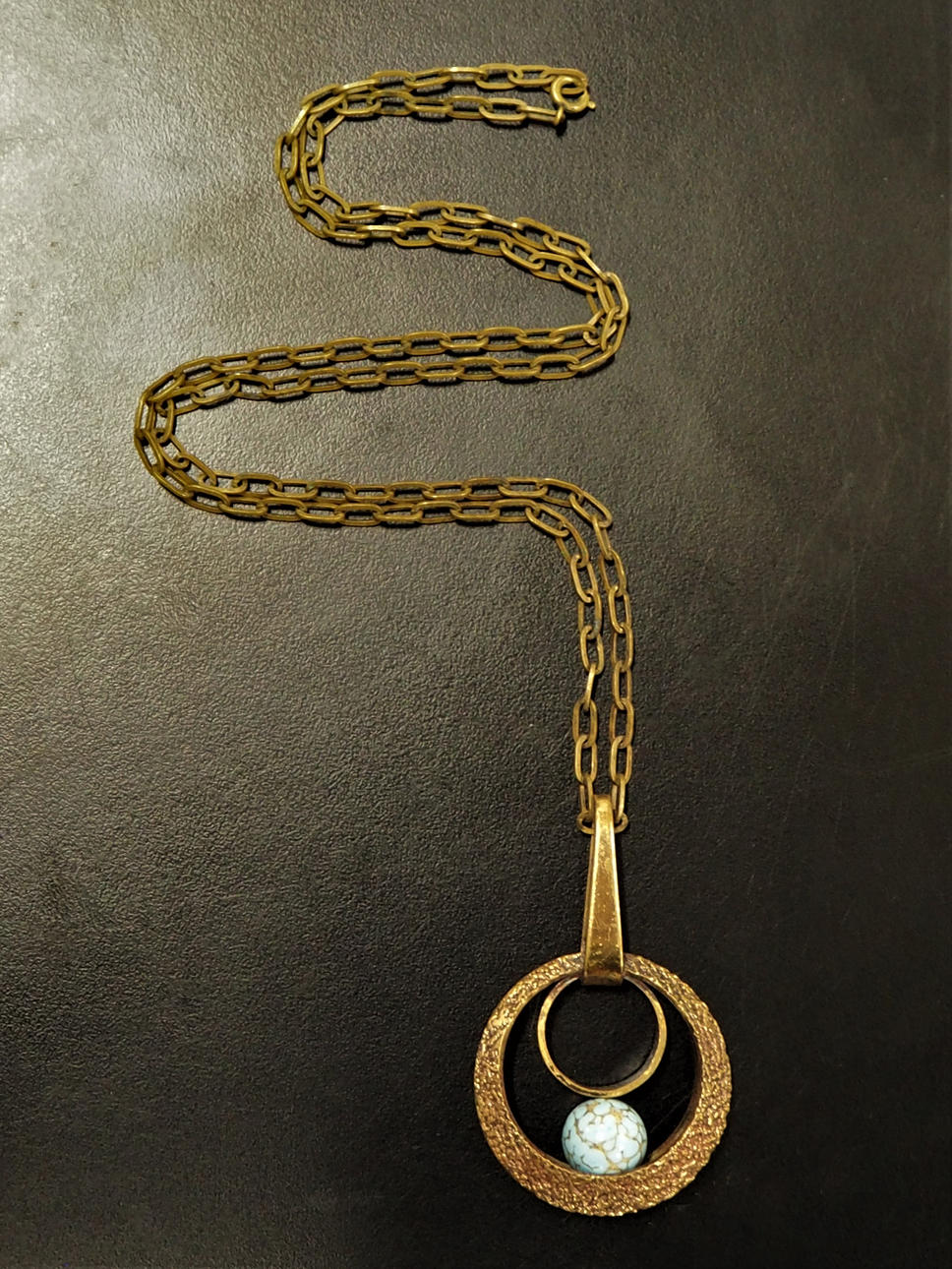 HALSBAND, K-E Palmberg, Alton.