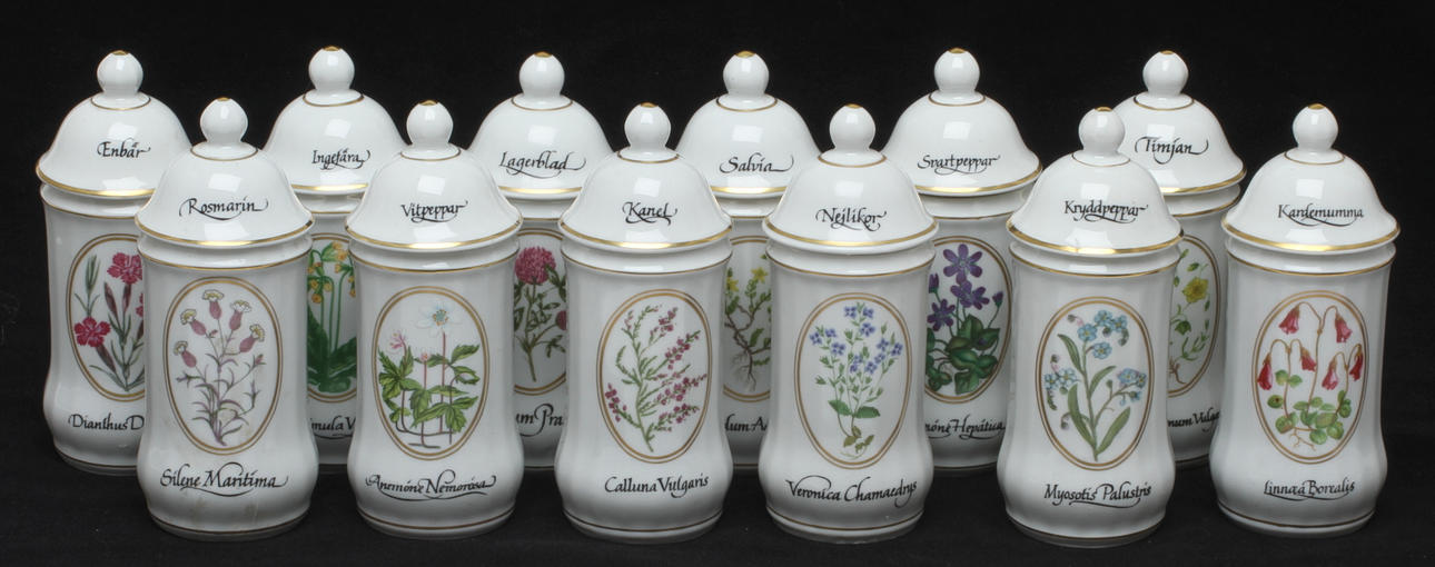 KRYDDBURKAR, 12 st, porslin, "Carl von Linne", Christineholm.