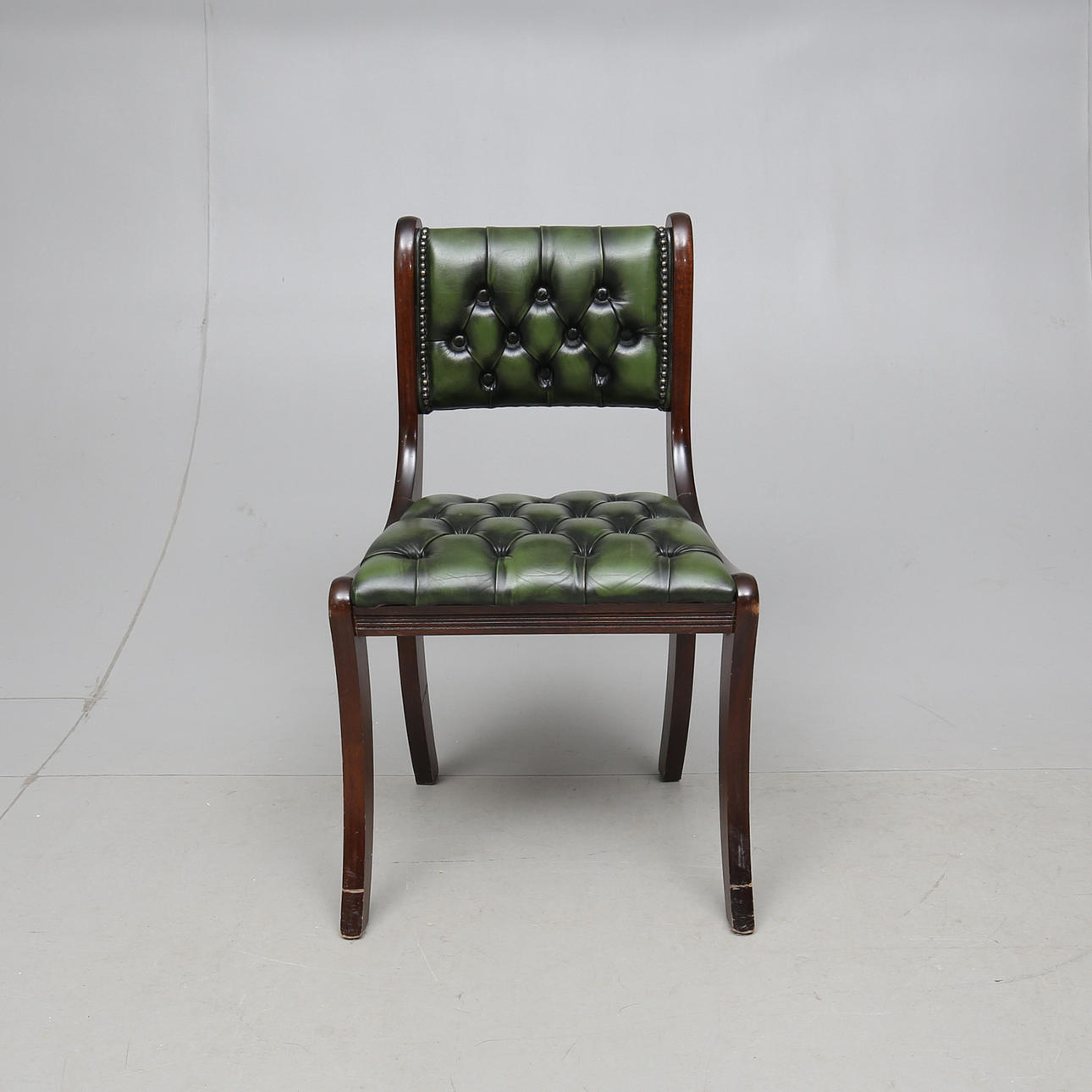 STOL, engelsk stil, anden halvdel af det 20. århundrede.