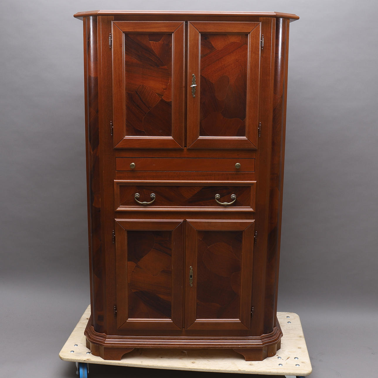 BARSCHRANK, Holz, 1900er Jahre.