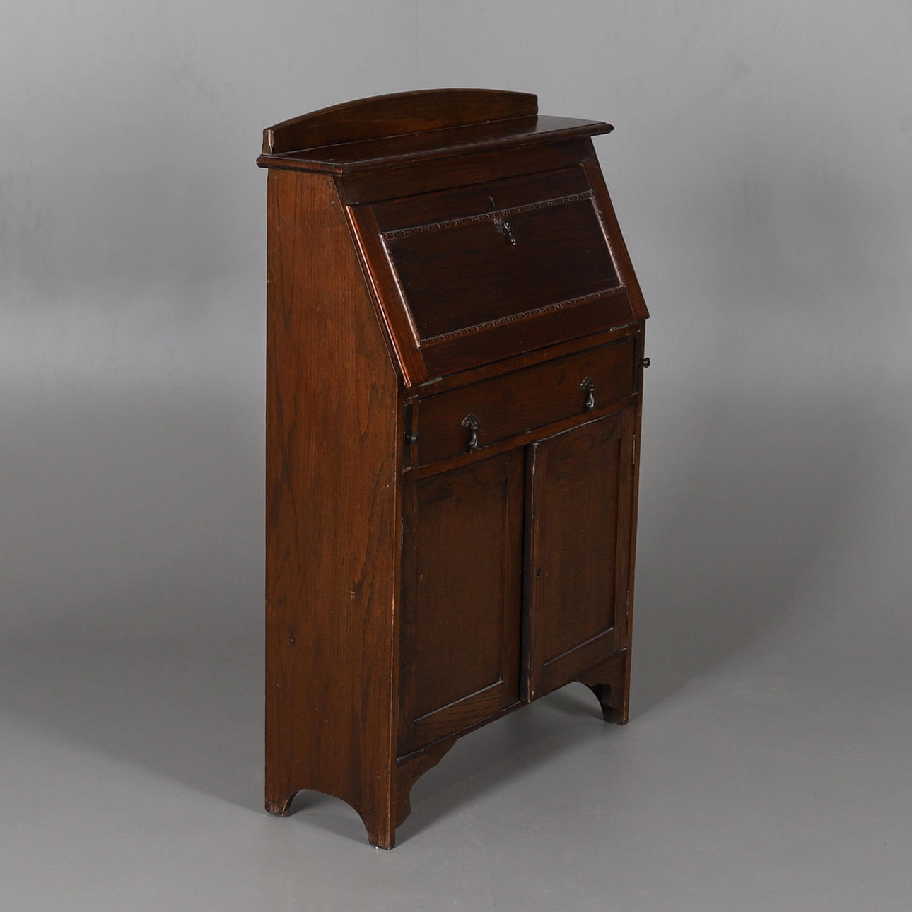 EN EK STUDENT SKRIVBORD.