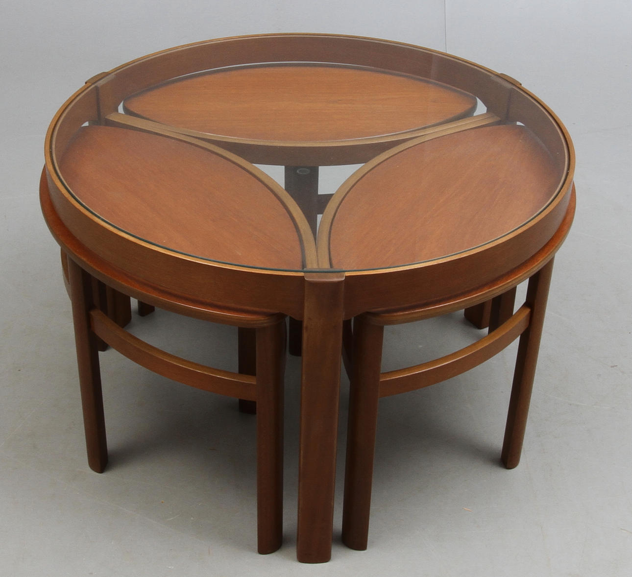 SOFFBORD England, Nathan Furniture, 1900-talets andra hälft.