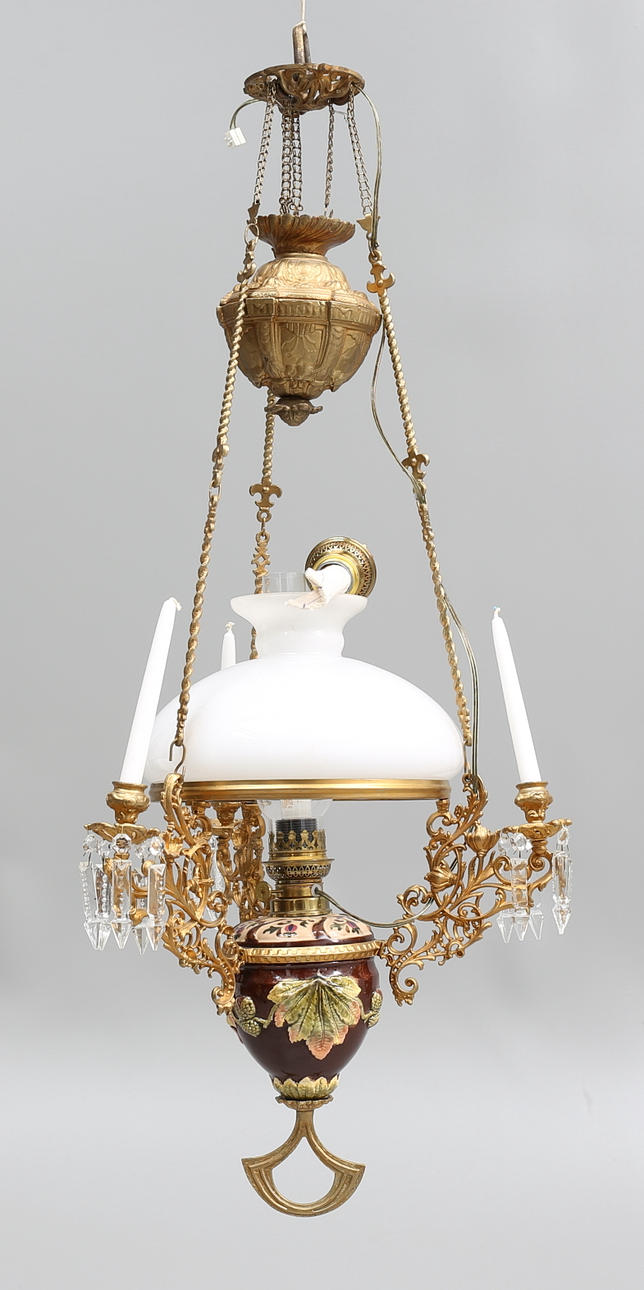 MAJOLIKALAMPA, 1900-talets andra hälft.