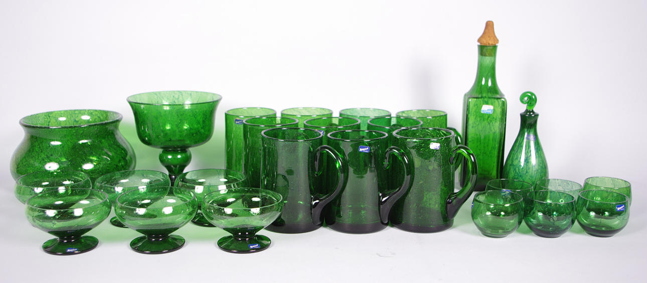 GLAS, SKÅLAR, KARAFFER MM, H. C. Wagner, Björkshult.