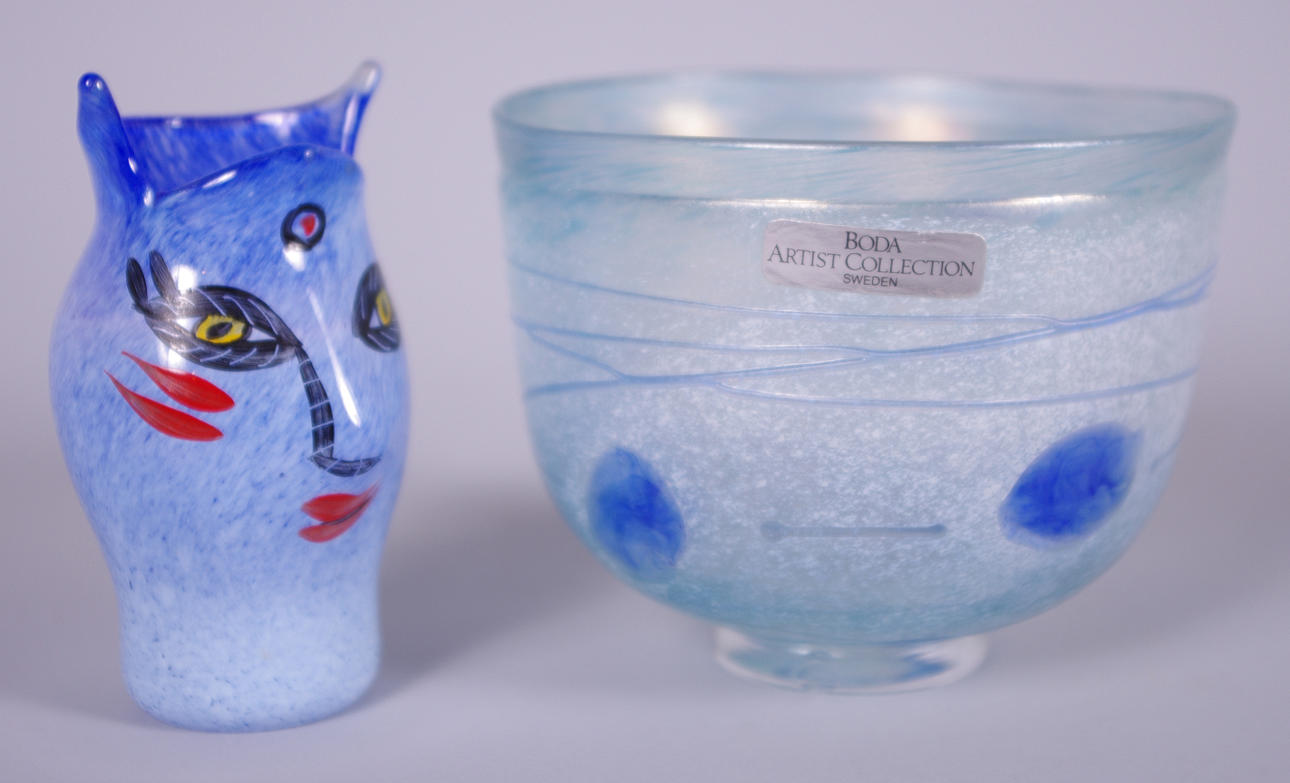 SKÅL SAMT VAS, "Galaxy" Bertil Vallien samt "Open Minds".