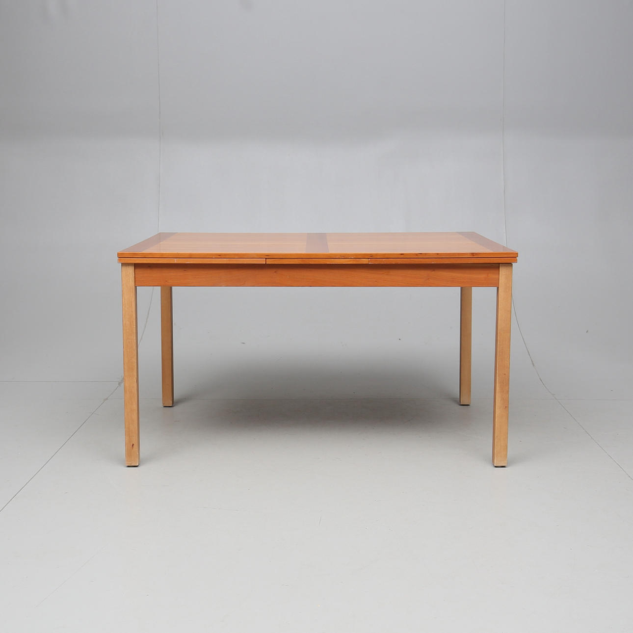 MATBORD, Ansager Möbler, Danmark.