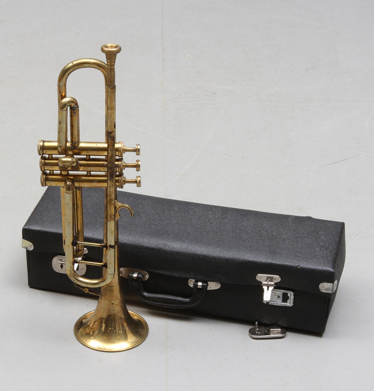 TRUMPET, 1900-talets först hälft, Bessons & Co, London W.C.