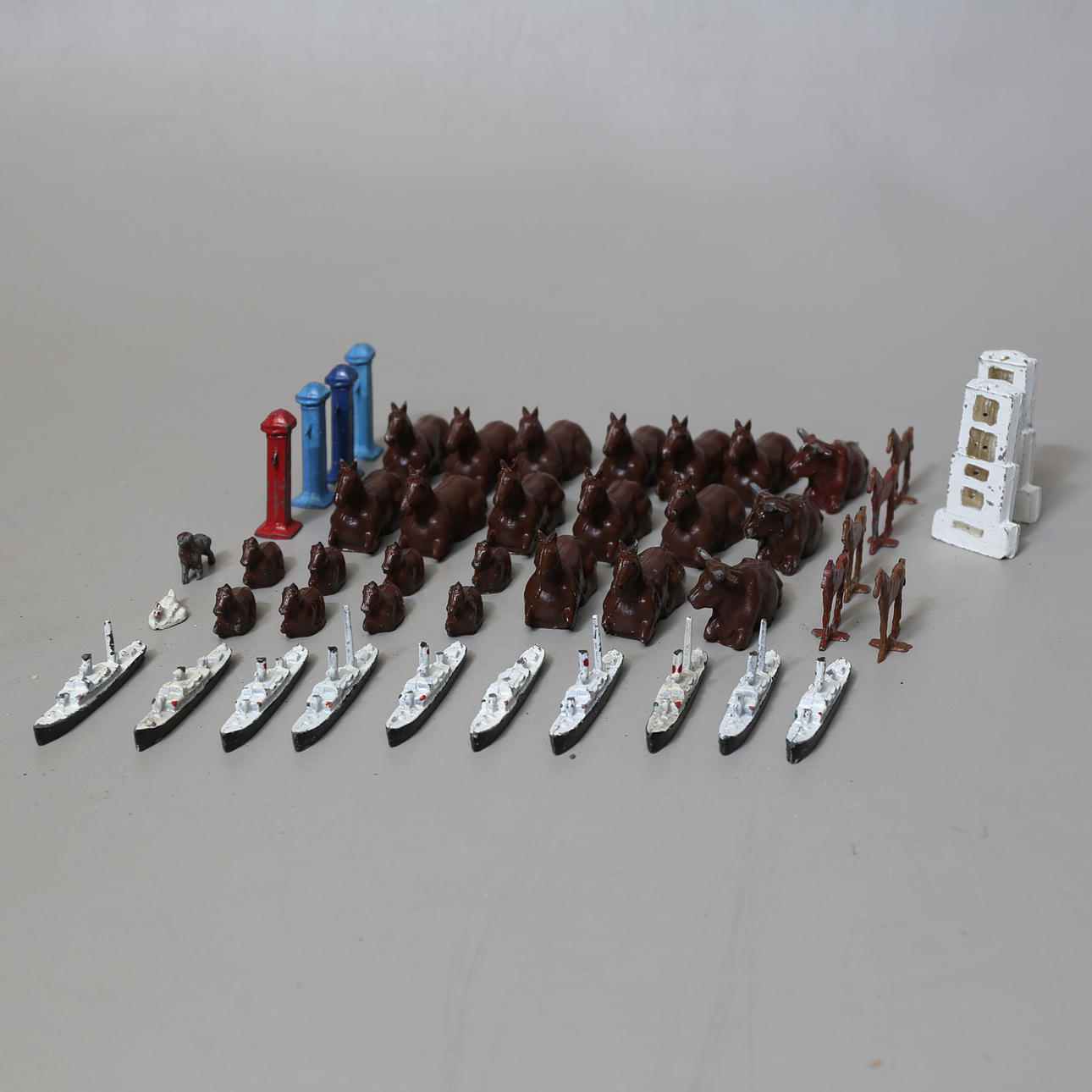 SAMLING MODELLER, bly, total vikt 1600gram.