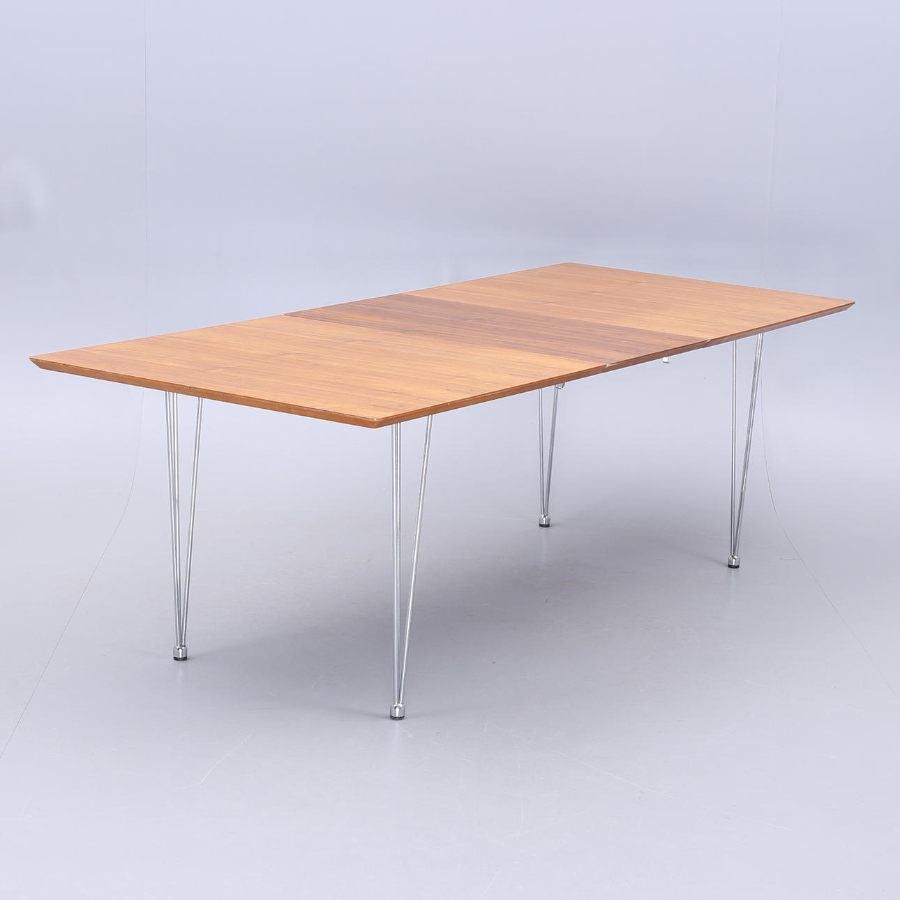 MATBORD, stålben, 2000-tal.